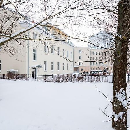 Cozy Studio Apartment Tallinn Exterior photo