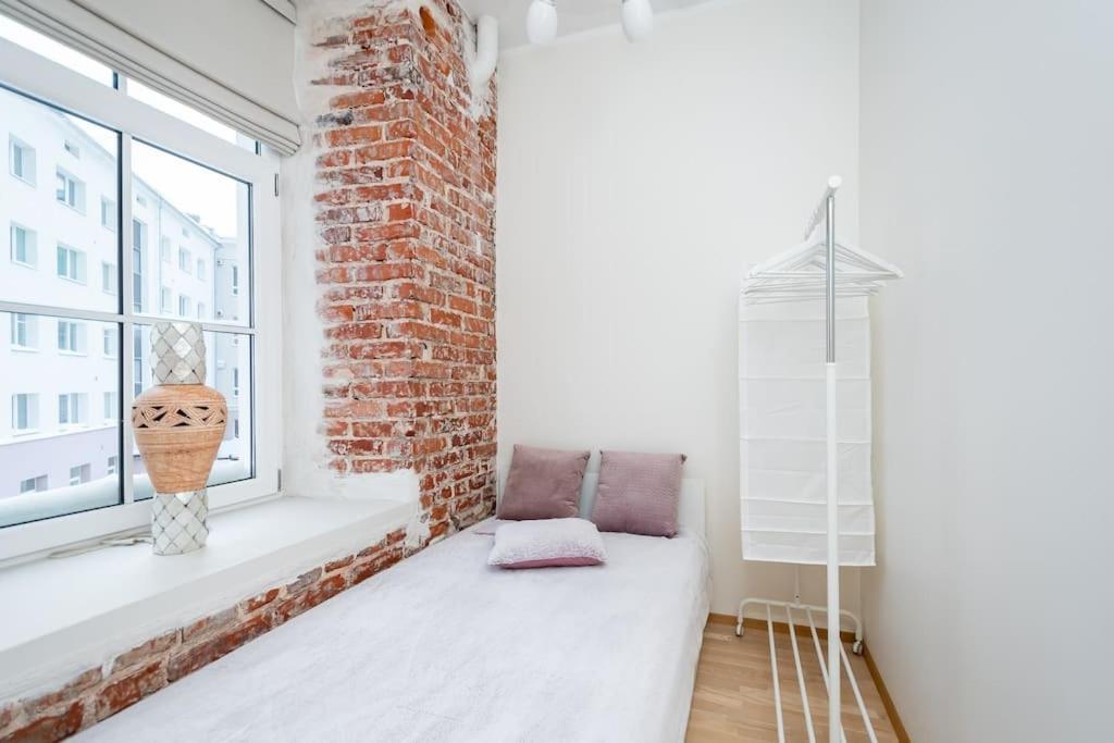 Cozy Studio Apartment Tallinn Exterior photo